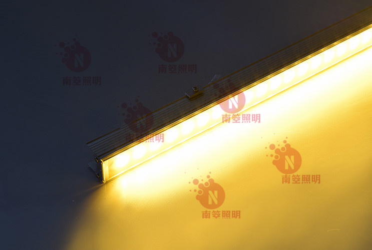 10w/12w/15w铝型材LED线条灯实拍图